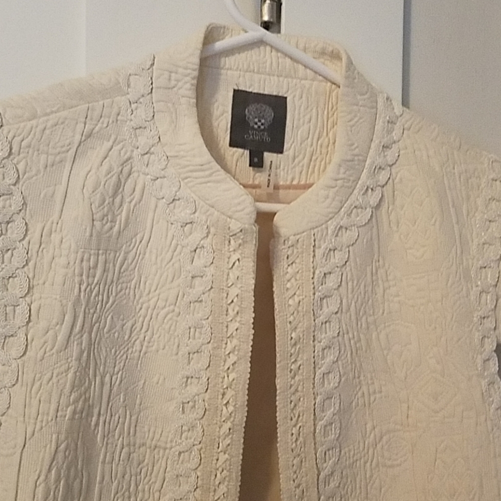 Vince Camuto cream vest